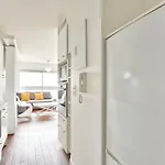 - Quartier Montmartre Free Netflix