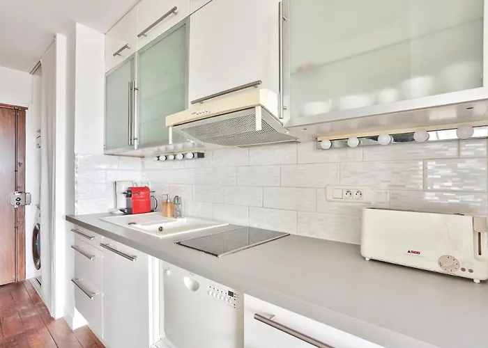 - Quartier Montmartre Free Netflix